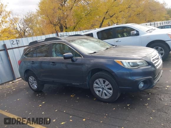 ✅ 2015 Subaru Outback Premium • VIN: 4S4BSACC2F3325184 • Lot: 43604941. Wystawiony na IAAI z przebiegiem 166 758 mil. Bezpłatny archiwum sprzedaży aukcyjnych z USA i szczegółowy raport historii pojazdu na DreamBid. Zdjęcie 13.