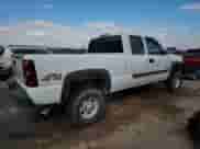 2004 Chevrolet Silverado 2500HD LS с VIN 1GCHK29U24E395189, выставлен на аукционе Copart как лот 85279365 с пробегом 220 485 миль миль и Списание • Salvage title. История ставок и продаж доступна на DreamBid. Изображение 3.