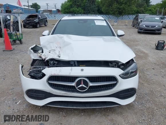 ✅ 2024 Mercedes-Benz C 300 • VIN: W1KAF4HB7RR206303 • Лот: 42759661. Опубликован ранее на IAAI с пробегом 15 594 миль. Бесплатный доступ к архиву аукционных продаж из США и подробный отчёт об истории автомобиля на DreamBid. Изображение 12.