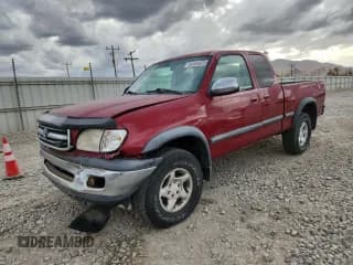✅ 2000 Toyota Tundra SR5 • VIN: 5TBBT4414YS038746 • Лот: 84984035. Опубликован ранее на Copart с пробегом 207 706 миль. Бесплатный доступ к архиву аукционных продаж из США и подробный отчёт об истории автомобиля на DreamBid. Изображение 1.