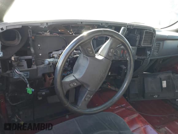 ✅ 2004 Chevrolet Silverado 1500 LT • VIN: 2GCEC13T841343352 • Lot: 43143440. Listed on IAAI with Not provided. Free auction sales archive from the USA and detailed vehicle history report at DreamBid. Image 12.