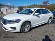 ✅ 2020 Volkswagen Passat S • VIN: 1VWAA7A32LC013299 • Lot: 43532788. Wystawiony na IAAI z przebiegiem 26 525 mil. Bezpłatny archiwum sprzedaży aukcyjnych z USA i szczegółowy raport historii pojazdu na DreamBid. Zdjęcie 2.