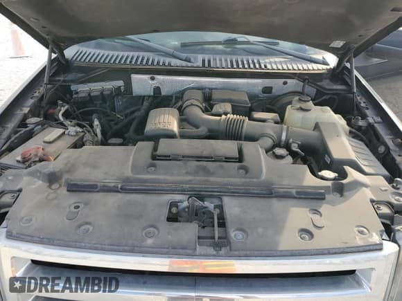 ✅ 2013 Ford Expedition Limited • VIN: 1FMJU1K56DEF43851 • Lot: 82557945. Wystawiony na Copart z przebiegiem 150 239 mil. Bezpłatny archiwum sprzedaży aukcyjnych z USA i szczegółowy raport historii pojazdu na DreamBid. Zdjęcie 12.