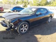 ✅ 2010 Dodge Challenger SE • VIN: 2B3CJ4DV4AH272685 • Lot: 43443716. Wystawiony na IAAI z przebiegiem 209 628 mil. Bezpłatny archiwum sprzedaży aukcyjnych z USA i szczegółowy raport historii pojazdu na DreamBid. Zdjęcie 2.