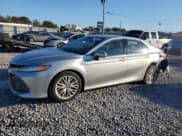 ✅ 2020 Toyota Camry Hybrid XLE • VIN: 4T1F31AK5LU526785 • Лот: 91368765. Опубликован ранее на Copart с пробегом 315 879 миль. Бесплатный доступ к архиву аукционных продаж из США и подробный отчёт об истории автомобиля на DreamBid. Изображение 1.