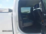 ✅ 2018 Chevrolet Silverado 1500 LTZ • VIN: 3GCUKSEC3JG257256 • Lot: 42608522. Wystawiony na IAAI z przebiegiem 120 212 mil. Bezpłatny archiwum sprzedaży aukcyjnych z USA i szczegółowy raport historii pojazdu na DreamBid. Zdjęcie 8.