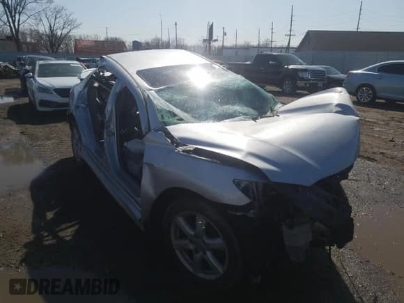 ✅ 2007 Toyota Camry CE • VIN: 4T1BE46K97U693983 • Lot: 43045141. Wystawiony na Copart z przebiegiem Nie podano. Bezpłatny archiwum sprzedaży aukcyjnych z USA i szczegółowy raport historii pojazdu na DreamBid. Zdjęcie 1.