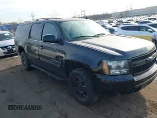 2014 Chevrolet Suburban LT z VIN 1GNSKJE70ER188902, wystawiony jako IAAI lot #41208462 z przebiegiem 123 278 mil mil oraz . Historia ofert i sprzedaży dostępna na DreamBid. Obrazek 1.