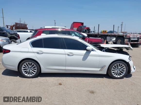 ✅ 2021 BMW 5 Series 530i • VIN: WBA53BH06MCF67900 • Lot: 42504239. Listed on IAAI with Not provided. Free auction sales archive from the USA and detailed vehicle history report at DreamBid. Image 13.