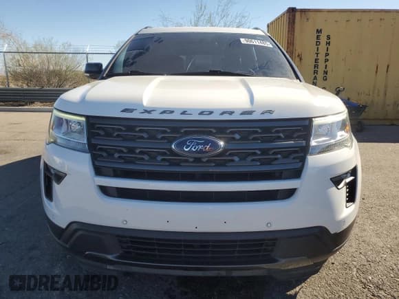 ✅ 2018 Ford Explorer XLT • VIN: 1FM5K7DH8JGB79689 • Lot: 90611485. Wystawiony na Copart z przebiegiem 74 900 mil. Bezpłatny archiwum sprzedaży aukcyjnych z USA i szczegółowy raport historii pojazdu na DreamBid. Zdjęcie 5.