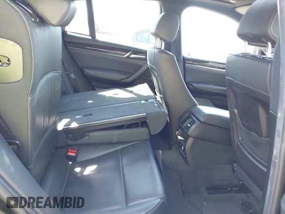 ✅ 2017 BMW X4 xDrive28i • VIN: 5UXXW3C34H0T80443 • Lot: 43327895. Wystawiony na IAAI z przebiegiem 159 517 mil. Bezpłatny archiwum sprzedaży aukcyjnych z USA i szczegółowy raport historii pojazdu na DreamBid. Zdjęcie 8.