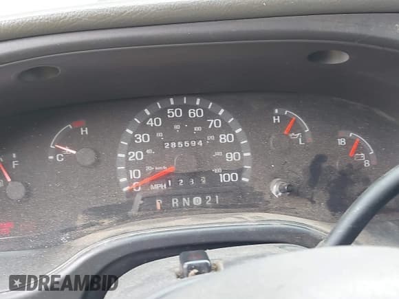 ✅ 2003 Ford Econoline Cargo Super • VIN: 1FTNS24L73HC05806 • Lot: 43307665. Wystawiony na IAAI z przebiegiem 285 594 mil. Bezpłatny archiwum sprzedaży aukcyjnych z USA i szczegółowy raport historii pojazdu na DreamBid. Zdjęcie 7.