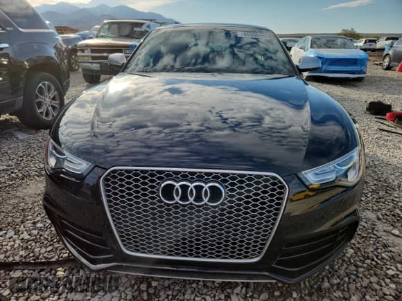 ✅ 2013 Audi RS 5 • VIN: WUAC6AFR3DA901583 • Lot: 86330885. Listed on Copart with 96,892 mi. Free auction sales archive from the USA and detailed vehicle history report at DreamBid. Image 5.