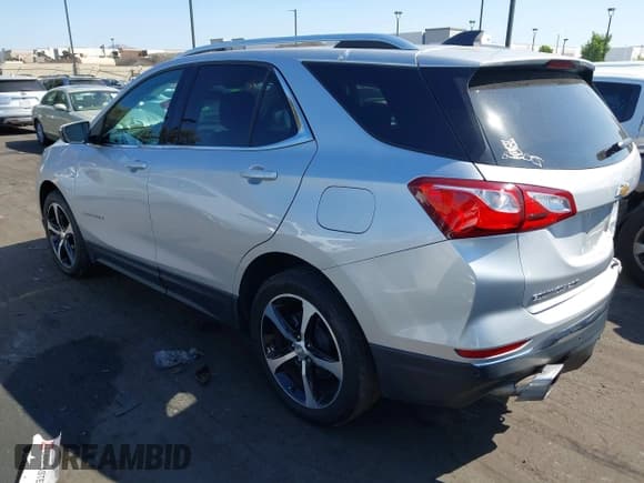 ✅ 2020 Chevrolet Equinox LT • VIN: 3GNAXLEX2LS517537 • Lot: 43343970. Listed on IAAI with 27,660 mi. Free auction sales archive from the USA and detailed vehicle history report at DreamBid. Image 3.