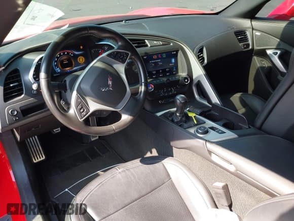 ✅ 2015 Chevrolet Corvette 1LT • VIN: 1G1YA2D77F5122992 • Lot: 42386670. Listed on IAAI with 59,722 mi. Free auction sales archive from the USA and detailed vehicle history report at DreamBid. Image 21.