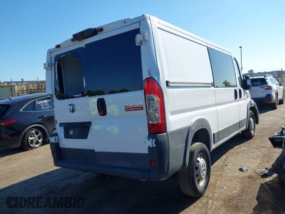 ✅ 2017 Ram ProMaster Cargo • VIN: 3C6TRVAG4HE523107 • Lot: 43086169. Listed on IAAI with 231,382 mi. Free auction sales archive from the USA and detailed vehicle history report at DreamBid. Image 4.