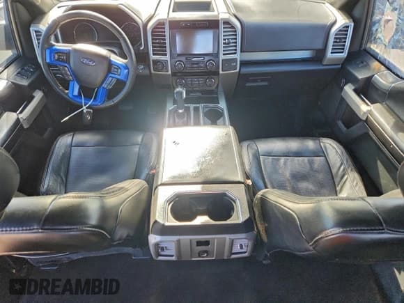 ✅ 2015 Ford F-150 XLT • VIN: 1FTEW1EF3FKE37785 • Lot: 96782745. Wystawiony na Copart z przebiegiem Nie podano. Bezpłatny archiwum sprzedaży aukcyjnych z USA i szczegółowy raport historii pojazdu na DreamBid. Zdjęcie 8.