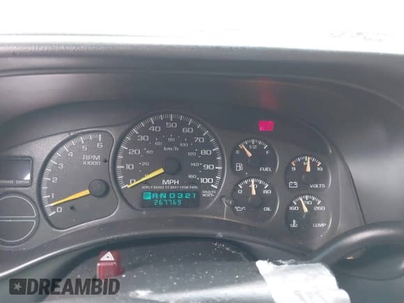 2001 Chevrolet Tahoe LT z VIN 1GNEK13T61R102886, wystawiony jako IAAI lot #41870940 z przebiegiem 267 769 mil mil oraz . Historia ofert i sprzedaży dostępna na DreamBid. Obrazek 7.