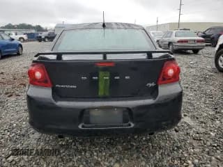 ✅ 2013 Dodge Avenger R/T • VIN: 1C3CDZBGXDN586073 • Lot: 81672874. Wystawiony na Copart z przebiegiem 195 068 mil. Bezpłatny archiwum sprzedaży aukcyjnych z USA i szczegółowy raport historii pojazdu na DreamBid. Zdjęcie 6.