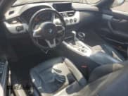 ✅ 2011 BMW Z4 sDrive30i • VIN: WBALM5C54BE380310 • Лот: 66305635. Опубликован ранее на Copart с пробегом 108 897 миль. Бесплатный доступ к архиву аукционных продаж из США и подробный отчёт об истории автомобиля на DreamBid. Изображение 8.