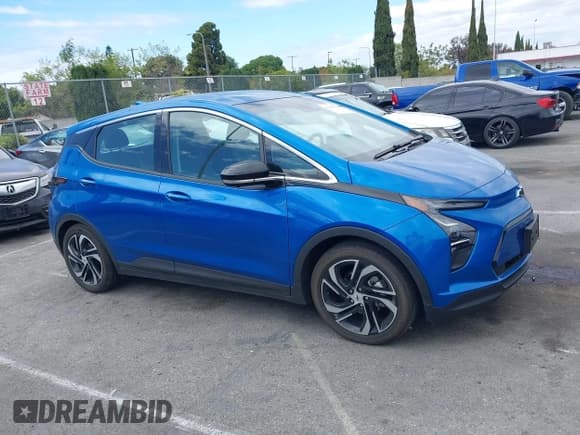 ✅ 2023 Chevrolet Bolt EV 2LT • VIN: 1G1FX6S0XP4160615 • Lot: 42046368. Wystawiony na IAAI z przebiegiem 7 908 mil. Bezpłatny archiwum sprzedaży aukcyjnych z USA i szczegółowy raport historii pojazdu na DreamBid. Zdjęcie 13.