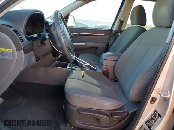 ✅ 2011 Hyundai Santa Fe GLS • VIN: 5XYZG3AB8BG025097 • Lot: 79130134. Listed on Copart with 285,387 mi. Free auction sales archive from the USA and detailed vehicle history report at DreamBid. Image 7.