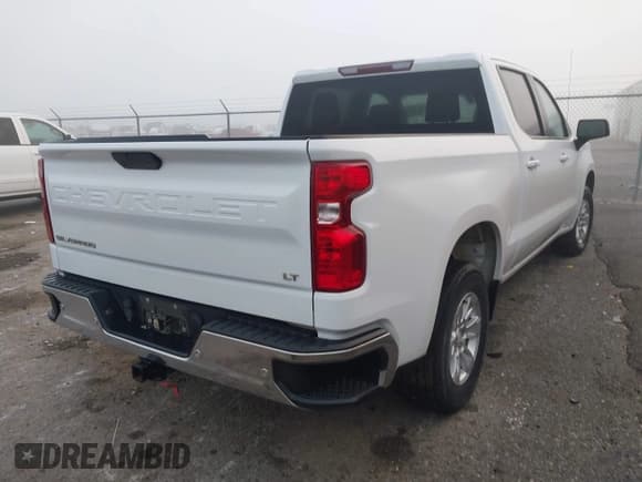 ✅ 2019 Chevrolet Silverado 1500 LT • VIN: 1GCPWCEK5KZ323905 • Lot: 43688496. Wystawiony na IAAI z przebiegiem 152 180 mil. Bezpłatny archiwum sprzedaży aukcyjnych z USA i szczegółowy raport historii pojazdu na DreamBid. Zdjęcie 4.