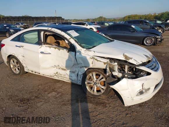 2012 Hyundai Sonata SE z VIN 5NPEC4AC7CH358359, wystawiony jako IAAI lot #43172299 z przebiegiem Nie podano mil oraz . Historia ofert i sprzedaży dostępna na DreamBid. Obrazek 14.