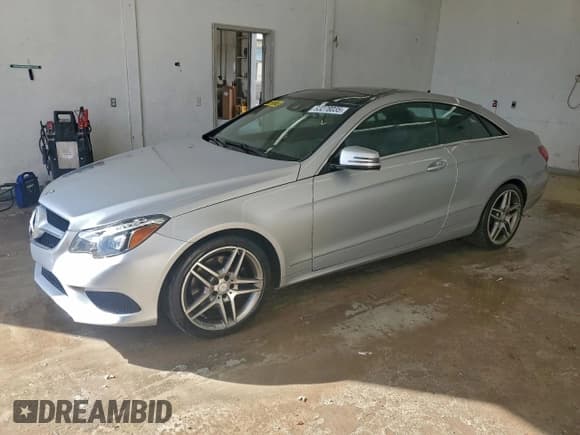 ✅ 2014 Mercedes-Benz E 350 • VIN: WDDKJ5KB3EF248917 • Lot: 93278035. Wystawiony na Copart z przebiegiem 150 775 mil. Bezpłatny archiwum sprzedaży aukcyjnych z USA i szczegółowy raport historii pojazdu na DreamBid. Zdjęcie 1.