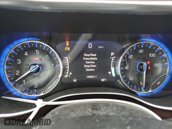 ✅ 2020 Chrysler Pacifica Limited • VIN: 2C4RC1GG9LR284519 • Lot: 90303305. Wystawiony na Copart z przebiegiem 123 065 mil. Bezpłatny archiwum sprzedaży aukcyjnych z USA i szczegółowy raport historii pojazdu na DreamBid. Zdjęcie 9.