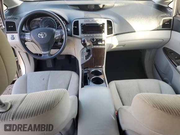 ✅ 2011 Toyota Venza • VIN: 4T3ZA3BB9BU052052 • Lot: 87435145. Listed on Copart with 172,414 mi. Free auction sales archive from the USA and detailed vehicle history report at DreamBid. Image 8.