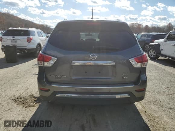 ✅ 2016 Nissan Pathfinder SV • VIN: 5N1AR2MM8GC630081 • Lot: 92399155. Listed on Copart with 168,320 mi. Free auction sales archive from the USA and detailed vehicle history report at DreamBid. Image 6.