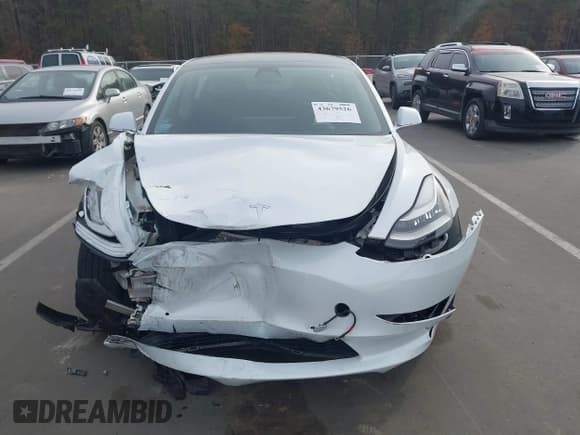 ✅ 2018 Tesla Model 3 Long Range Battery • VIN: 5YJ3E1EB6JF121990 • Lot: 43679526. Listed on IAAI with 41,325 mi. Free auction sales archive from the USA and detailed vehicle history report at DreamBid. Image 11.
