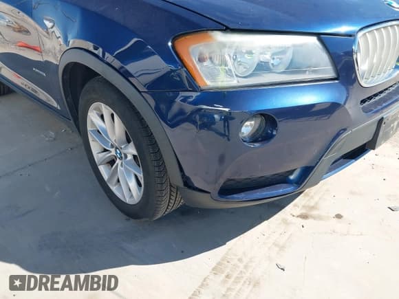 ✅ 2014 BMW X3 xDrive28i • VIN: 5UXWX9C53E0D10895 • Lot: 43685884. Wystawiony na IAAI z przebiegiem 114 091 mil. Bezpłatny archiwum sprzedaży aukcyjnych z USA i szczegółowy raport historii pojazdu na DreamBid. Zdjęcie 6.