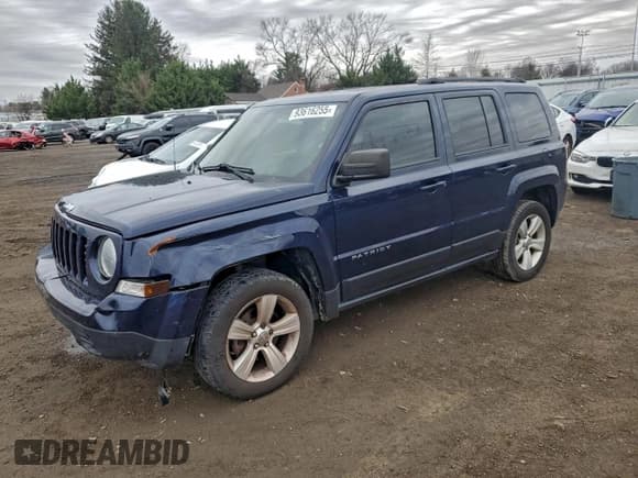 ✅ 2017 Jeep Patriot Latitude • VIN: 1C4NJRFB7HD179495 • Lot: 93616255. Listed on Copart with 132,621 mi. Free auction sales archive from the USA and detailed vehicle history report at DreamBid. Image 1.