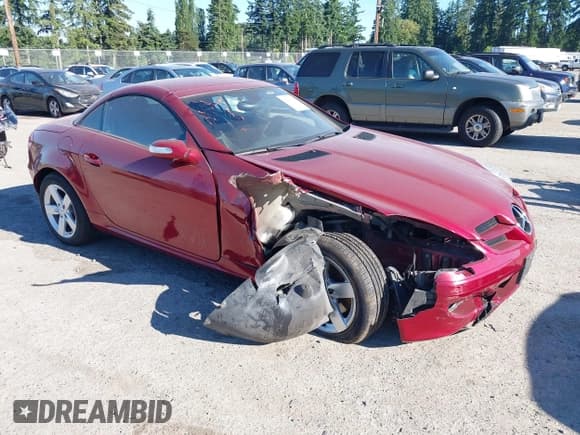 ✅ 2006 Mercedes-Benz SLK 280 • VIN: WDBWK54F26F095570 • Lot: 42463087. Listed on IAAI with 121,080 mi. Free auction sales archive from the USA and detailed vehicle history report at DreamBid. Image 1.