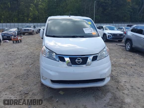 ✅ 2019 Nissan NV200 SV • VIN: 3N6CM0KN5KK708568 • Lot: 43222778. Listed on IAAI with 179,925 mi. Free auction sales archive from the USA and detailed vehicle history report at DreamBid. Image 12.