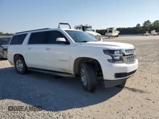 ✅ 2017 Chevrolet Suburban LT • VIN: 1GNSCHKC9HR224601 • Lot: 74898434. Wystawiony na Copart z przebiegiem 220 250 mil. Bezpłatny archiwum sprzedaży aukcyjnych z USA i szczegółowy raport historii pojazdu na DreamBid. Zdjęcie 4.