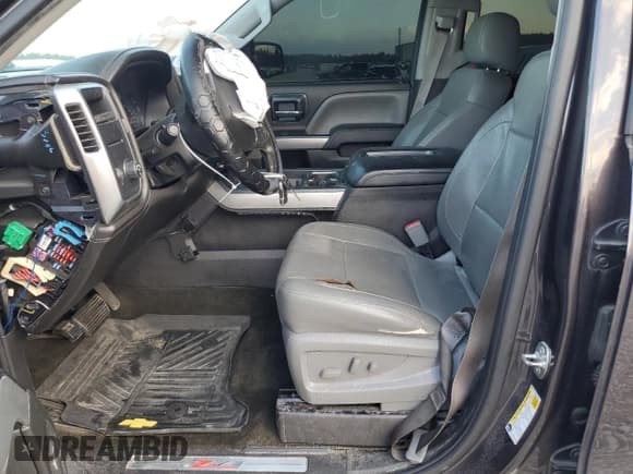 ✅ 2015 Chevrolet Silverado 1500 LTZ • VIN: 3GCPCSEC8FG111551 • Лот: 72598034. Опубликован ранее на Copart с пробегом Не указан. Бесплатный доступ к архиву аукционных продаж из США и подробный отчёт об истории автомобиля на DreamBid. Изображение 7.