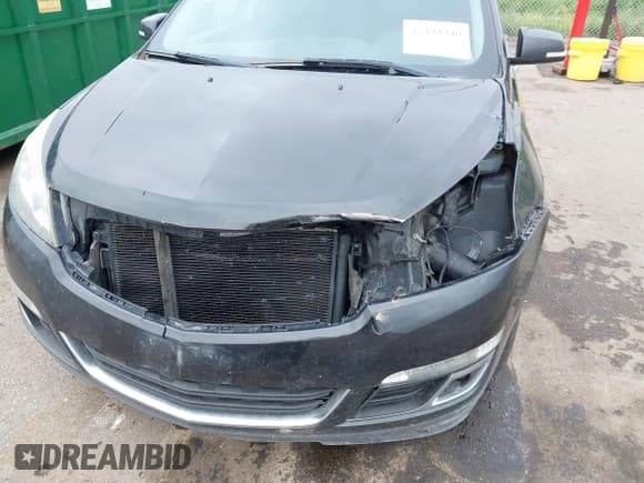 ✅ 2014 Chevrolet Traverse LT • VIN: 1GNKVGKD4EJ348282 • Lot: 42498340. Wystawiony na IAAI z przebiegiem 172 179 mil. Bezpłatny archiwum sprzedaży aukcyjnych z USA i szczegółowy raport historii pojazdu na DreamBid. Zdjęcie 6.