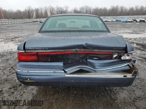 ✅ 1997 Mercury Grand Marquis GS • VIN: 2MELM74W4VX707814 • Lot: 81570244. Wystawiony na Copart z przebiegiem 155 752 mil. Bezpłatny archiwum sprzedaży aukcyjnych z USA i szczegółowy raport historii pojazdu na DreamBid. Zdjęcie 6.