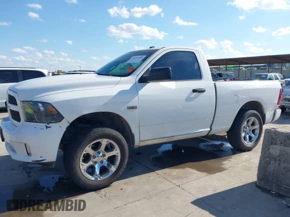 2013 Ram 1500 Express z VIN 3C6JR6ATXDG508202, wystawiony jako IAAI lot #43296958 z przebiegiem 145 380 mil mil oraz . Historia ofert i sprzedaży dostępna na DreamBid. Obrazek 15.