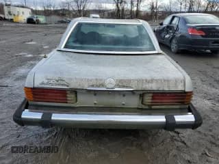 ✅ 1979 Mercedes-Benz 400 • VIN: 10704412052061 • Лот: 85574334. Опубликован ранее на Copart с пробегом 103 561 миль. Бесплатный доступ к архиву аукционных продаж из США и подробный отчёт об истории автомобиля на DreamBid. Изображение 6.