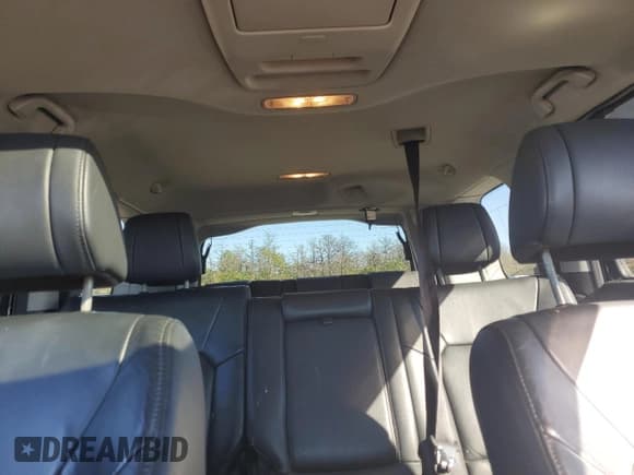 ✅ 2015 Honda Pilot Touring • VIN: 5FNYF4H94FB033170 • Lot: 82311455. Wystawiony na Copart z przebiegiem 113 934 mil. Bezpłatny archiwum sprzedaży aukcyjnych z USA i szczegółowy raport historii pojazdu na DreamBid. Zdjęcie 10.