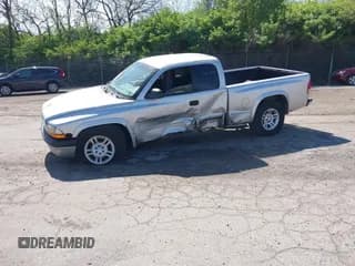 ✅ 2001 Dodge Dakota • VIN: 1B7GG22XX1S348751 • Lot: 42077395. Wystawiony na IAAI z przebiegiem 148 034 mil. Bezpłatny archiwum sprzedaży aukcyjnych z USA i szczegółowy raport historii pojazdu na DreamBid. Zdjęcie 2.