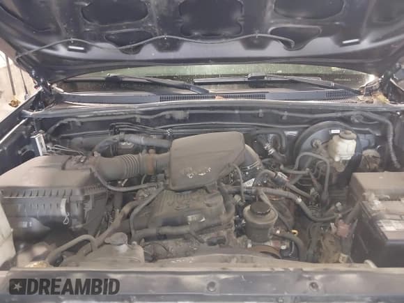 ✅ 2015 Toyota Tacoma • VIN: 5TFUX4EN8FX039993 • Lot: 39720722. Listed on IAAI with 107,085 mi. Free auction sales archive from the USA and detailed vehicle history report at DreamBid. Image 10.