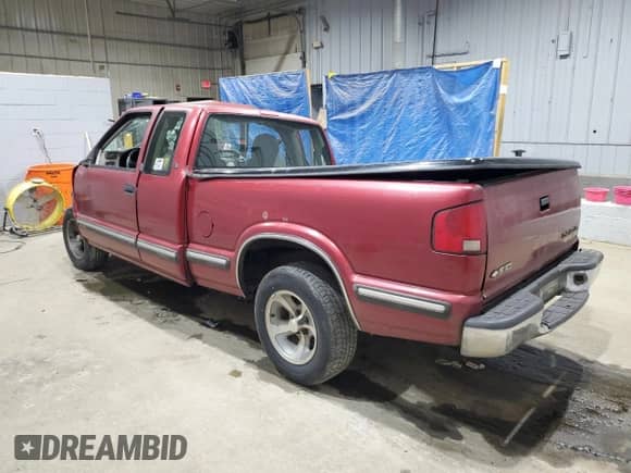 1998 Chevrolet S-10 LS с VIN 1GCCS19X0W8112840, выставлен на аукционе Copart как лот 89844975 с пробегом Не указан миль и Чистый • Clean title. История ставок и продаж доступна на DreamBid. Изображение 2.