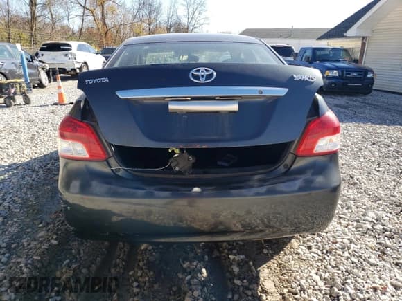 ✅ 2009 Toyota Yaris • VIN: JTDBT903191345575 • Лот: 91139085. Опубликован ранее на Copart с пробегом 217 176 миль. Бесплатный доступ к архиву аукционных продаж из США и подробный отчёт об истории автомобиля на DreamBid. Изображение 6.