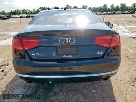 ✅ 2011 Audi A8 • VIN: WAUAVAFD7BN011795 • Лот: 59688845. Опубликован ранее на Copart с пробегом 92 614 миль. Бесплатный доступ к архиву аукционных продаж из США и подробный отчёт об истории автомобиля на DreamBid. Изображение 6.