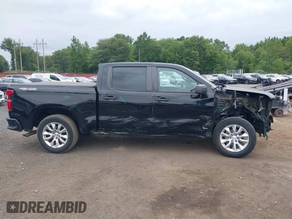 2021 Chevrolet Silverado 1500 Custom с VIN 1GCPYBEKXMZ211057, выставлен на аукционе IAAI как лот 43010531 с пробегом 39 906 миль миль и . История ставок и продаж доступна на DreamBid. Изображение 13.